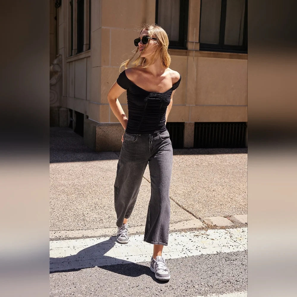 NWOT Free People Intimately Gotta Be You Seamless Tee Size M/L - Picture 4 of 7